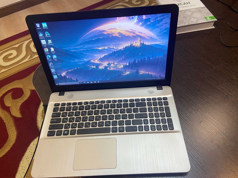 Продается ноутбук ASUS X541U