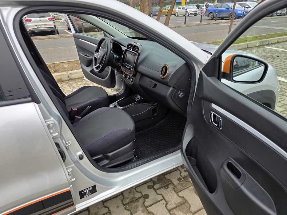 Dacia spring, 20.000 km, an 2022