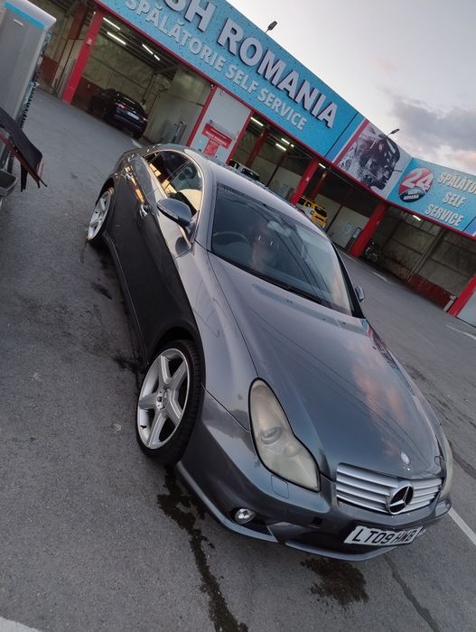 Dezmembrez Mercedes Benz CLS 320CDI OM642, far, stop, aripa, usă, capo
