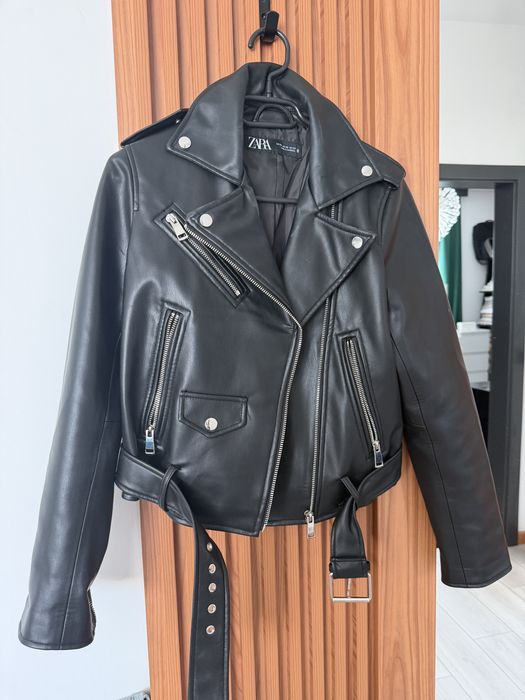 Geaca imitatie piele Zara