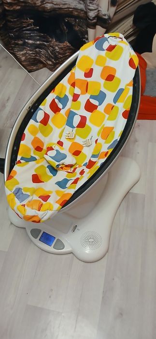 Продам электрошезлонг 4moms