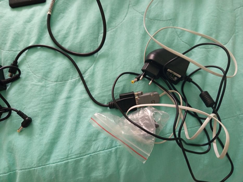 Зарядно за лаптоп HP и usb adapter