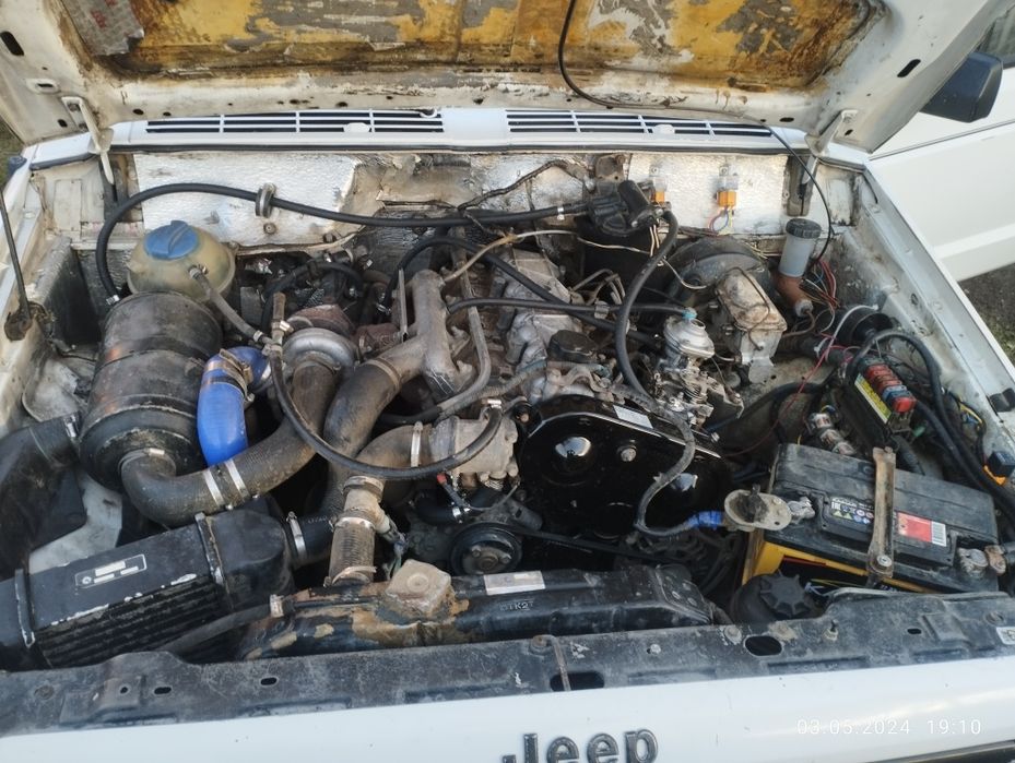 Авто jeep cherokee