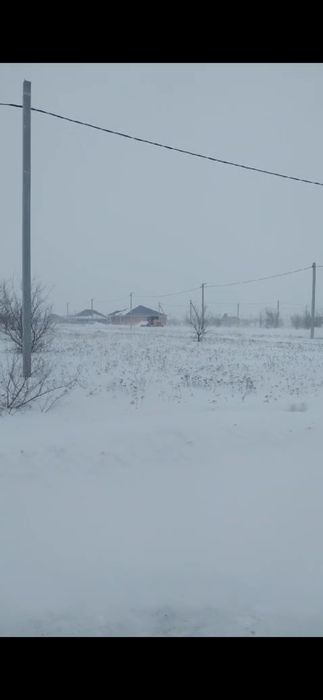 Жер сатылады ЖМ Шығыс участок 756.Жер тегіс жақсы. Газ свет бар.