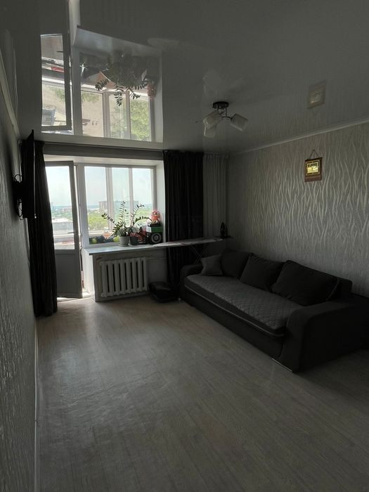 Продам 1 комн квартиру район Гор Парка