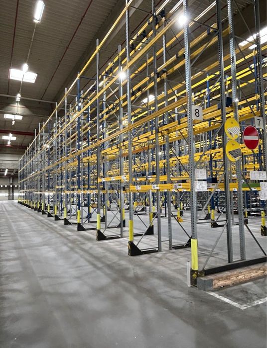 Rafturi metalice industriale