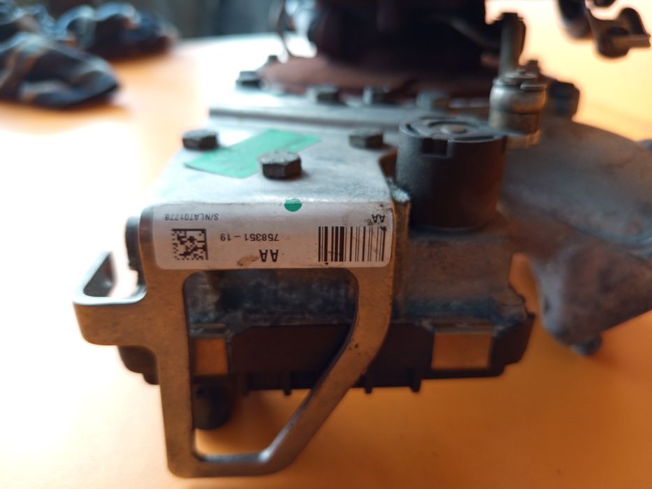 Bmw E70 X5 E60 525d 530d турбокомпресор турбо турбина GARRETT 765199