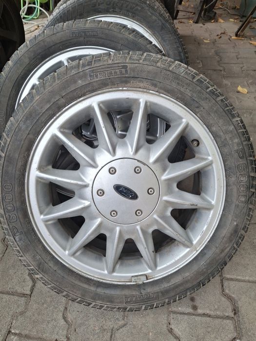 Jante cu anvelopă Ford Focus