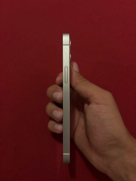 Vând urgent iPhone 12