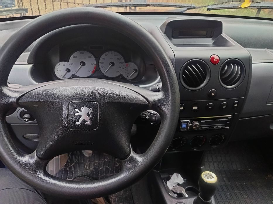 Пежо Партнер на части