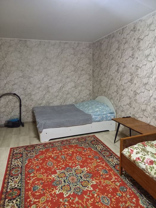 Продам двуспальную кровать