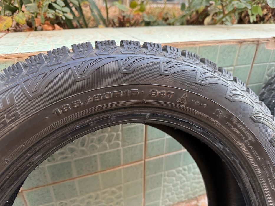 Продам зимние шины 185/60/15