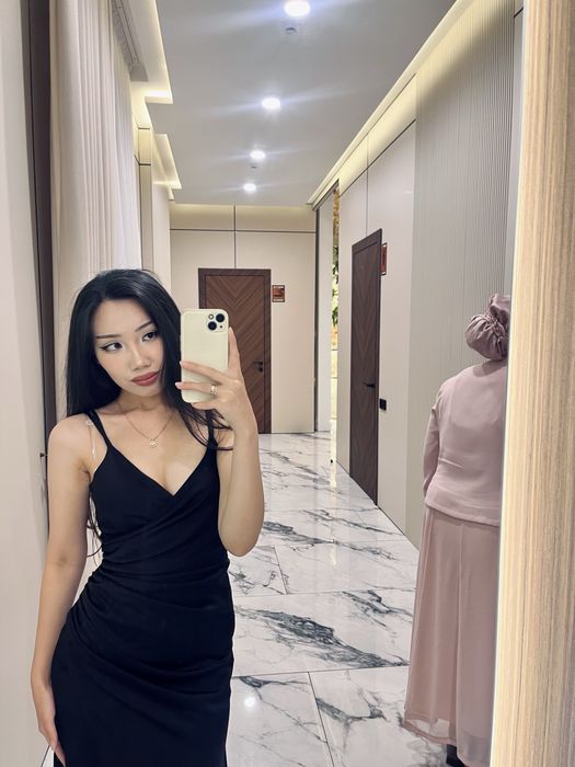 Продам платье от бренда Lichi