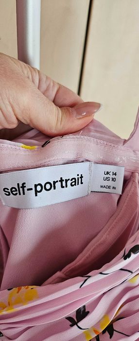 Рокля self portrait