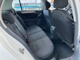 Volkswagen Golf VI 2.0 TDI Advance 2010