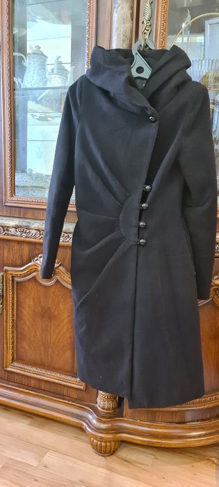 Продам пальто 2000 тыс