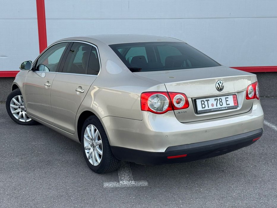 VOLKSWAGEN Jetta 2009 — imagine 3