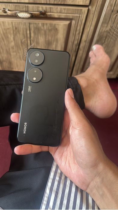 Honor x7b 8/128