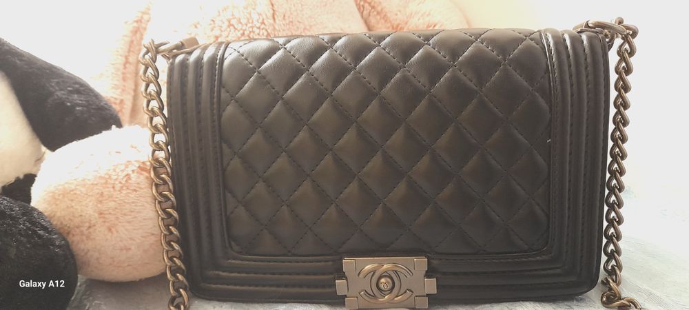 Сумочка от шанель.. 10000тг