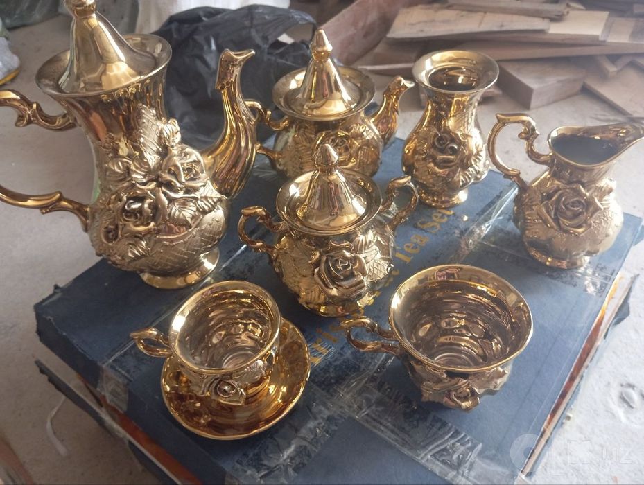 Фарфоровый сервис