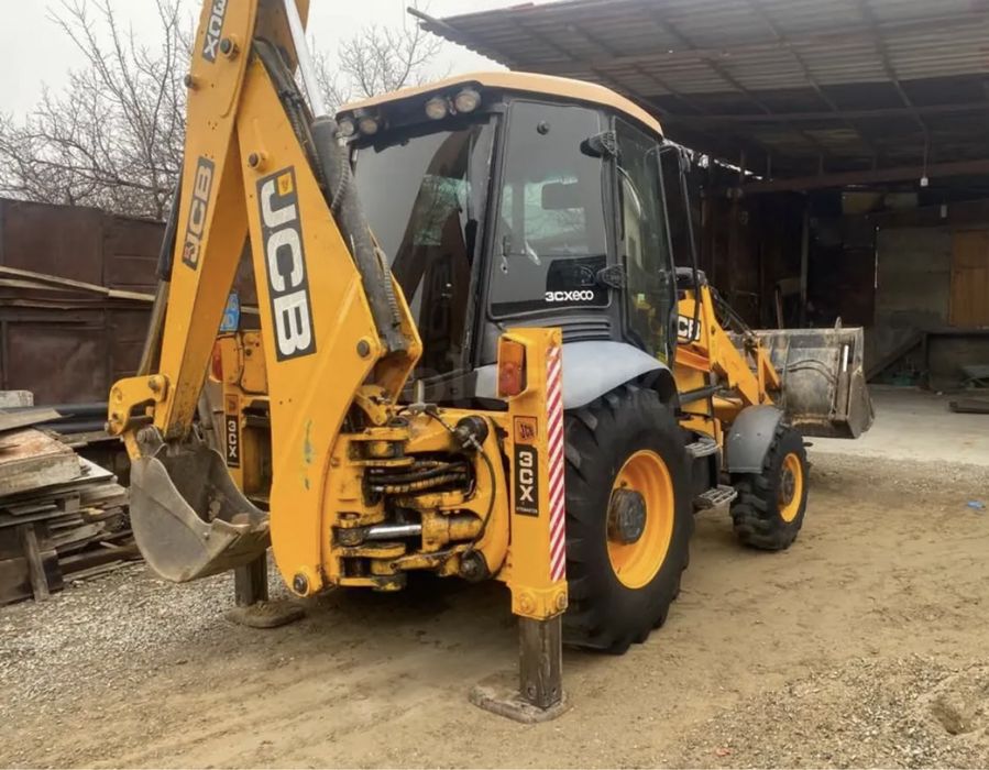 Экскаватор погрузчик JCB 3CX