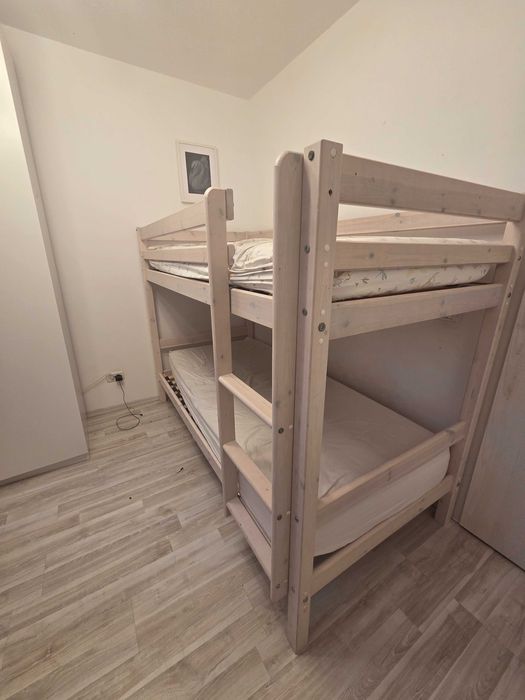 Pat supraetajat Bucuresti