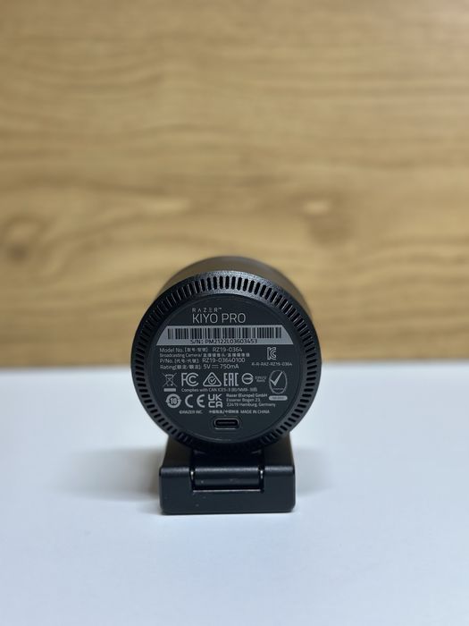 Webcam Razer Kyio Pro FullHd 1080p 60fps Hdr Privacy Cover Usb Type C