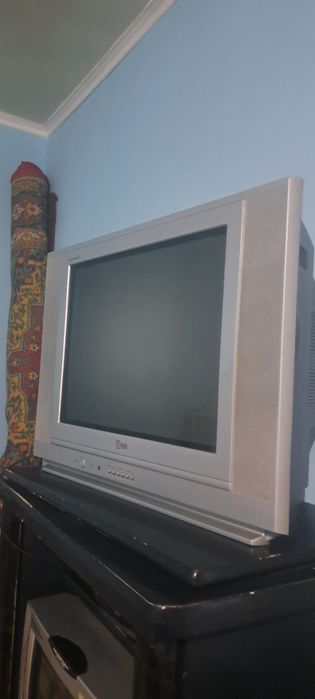 Televizor LG yaxshi