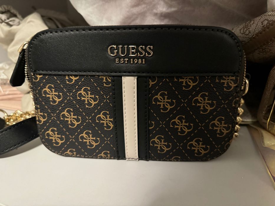 Маркови чанти Pinko, Furla, MK