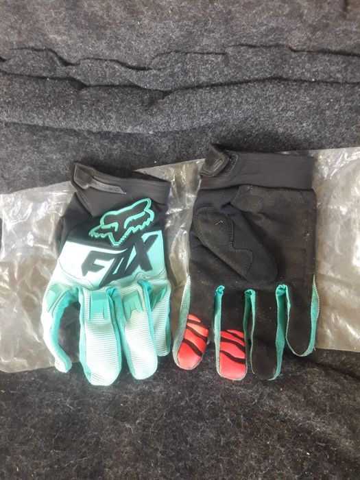 Мотокостюм продам