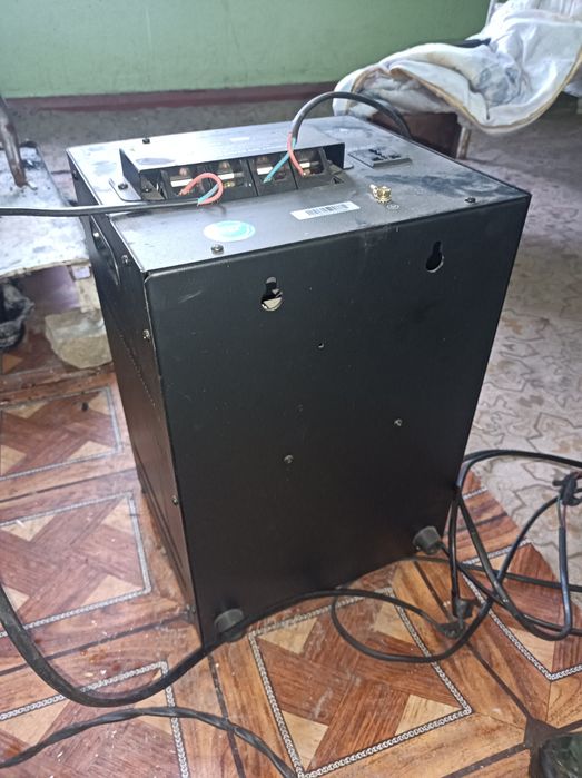 Elektr tokini 220 qilib beruvchi qurilma