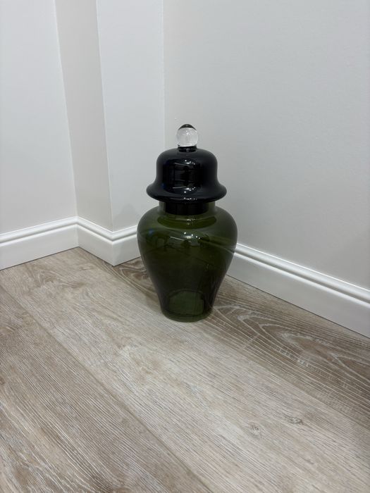 Продается ваза из стекла