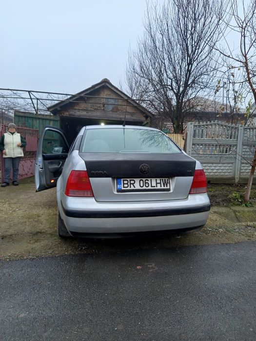 Volkswagen Bora 1.6 benzina