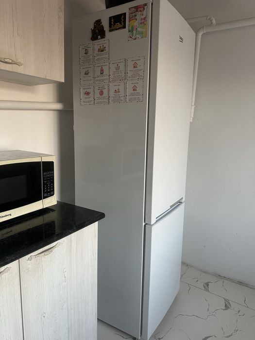 Холодильник сатылады