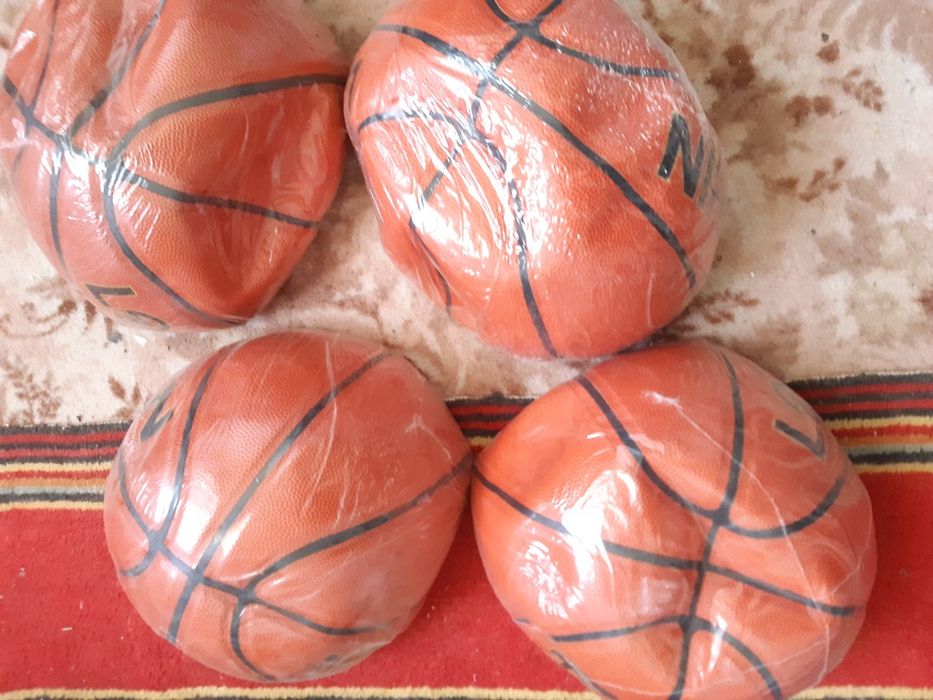 Баскетбольные мячи Лочин
