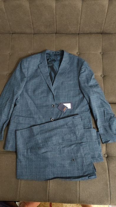 Продам Кастюмы Мужские