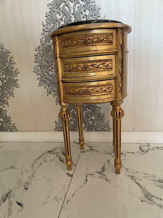 Бароково шкафче Луй 16