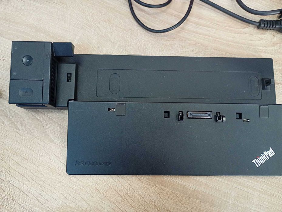 Lenovo Thinkpad T570 i5 7200u 16gb ddr4, Nvidia Geforce 2gb