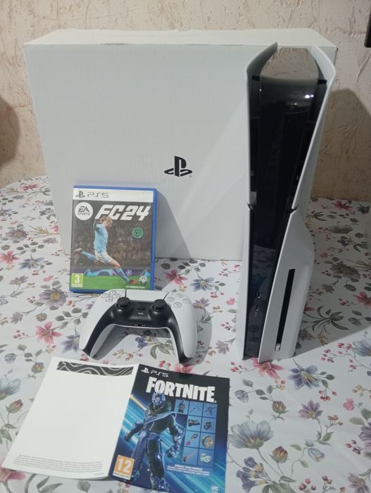 2 штук Playstation 5 Slim