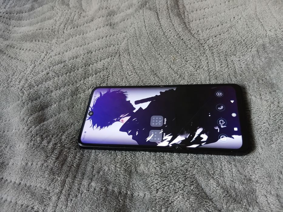 Продаю телефон Redmi note 13  8/256GB