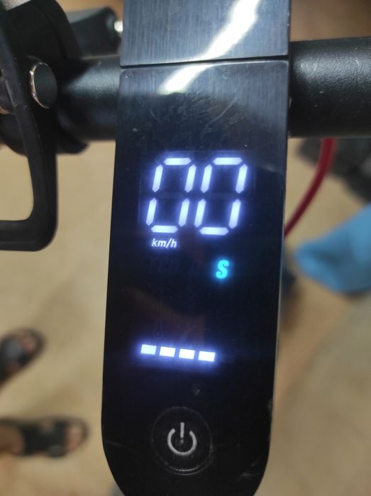 Электросамокат Xiaomi