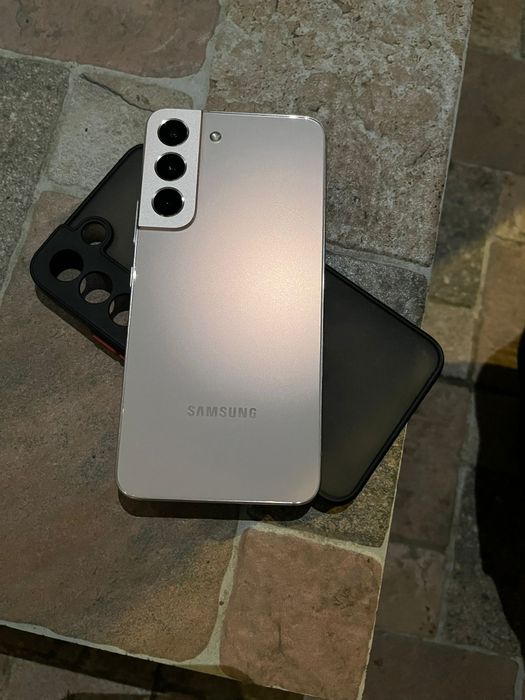 Samsung s22pink gold