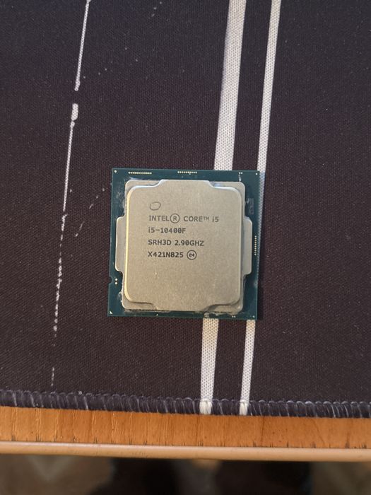 Продам процессор i5-10400F