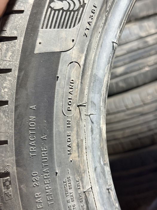 MICHELIN PILOT SPORT 4 255/45/19 2 dona bor