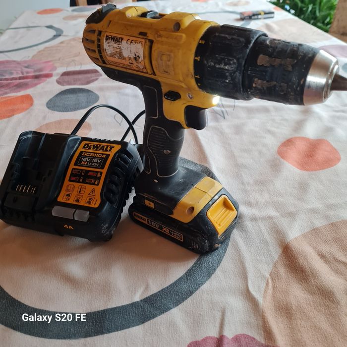 Vand filetanta DEWALT