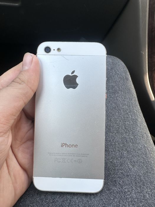 Iphone 5 16гб в неплохом состоянии