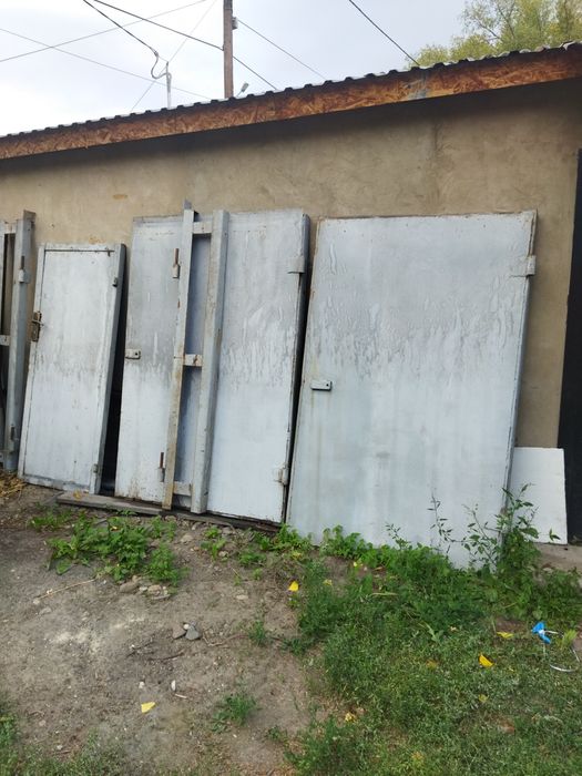 Ворота и двери железные б/у