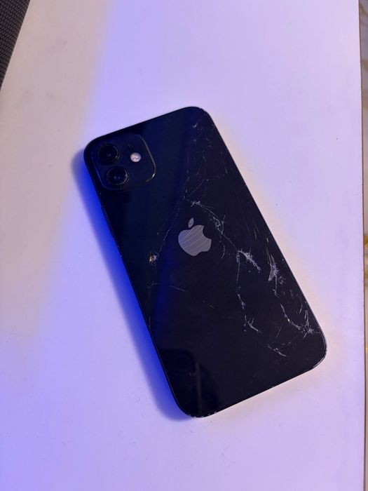 Vand Schimb Iphone 12