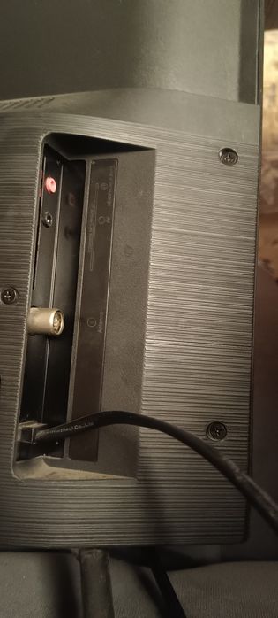 Телевизор Kivi 24H500GR черный