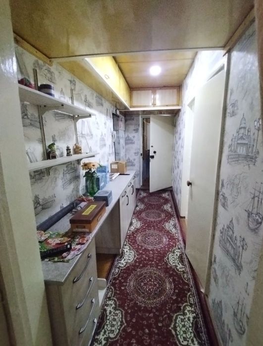 Продаётся 1/4/4 сергели-2